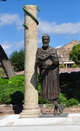 Escultura de Galeno en Bergama (antiguo Pérgamo, actual Turquía)
